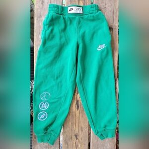 VINTAGE N1KE kids SZ XS GUC (vague w/w) GREEN loose fit pull on sweatpants
